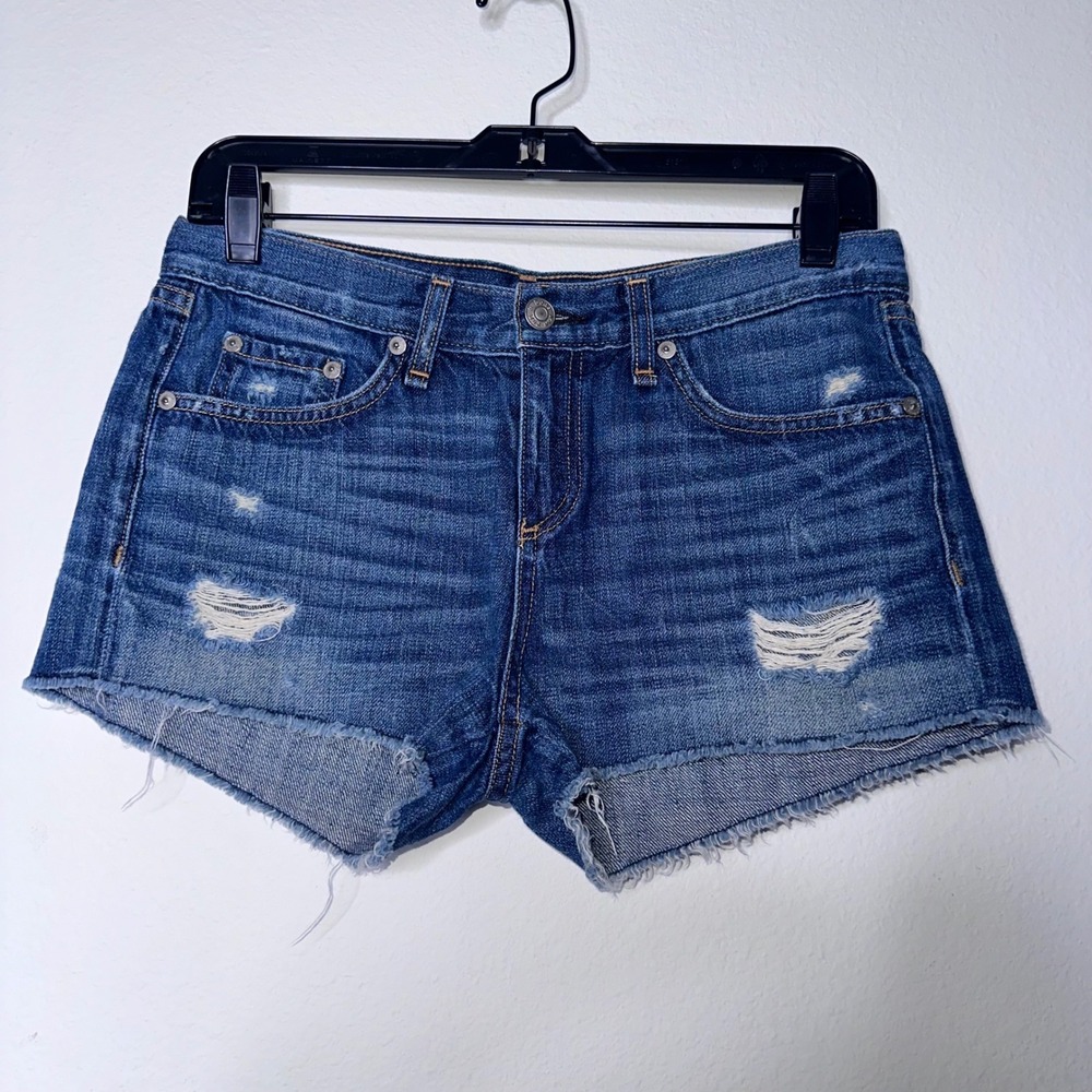 Rag & Bone JEAN Distressed Cut-Off Denim Shorts Blue Size 26‎ Medium Wash